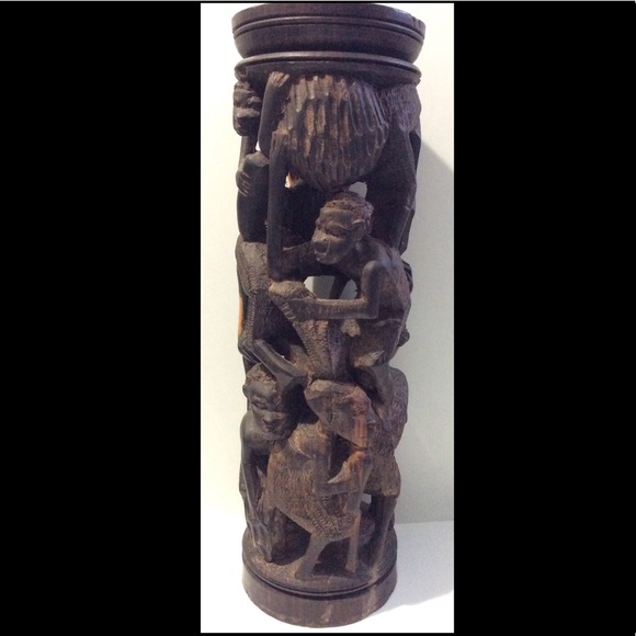 Unique handcrafted African Blackwood carving - Picture 3 of 16